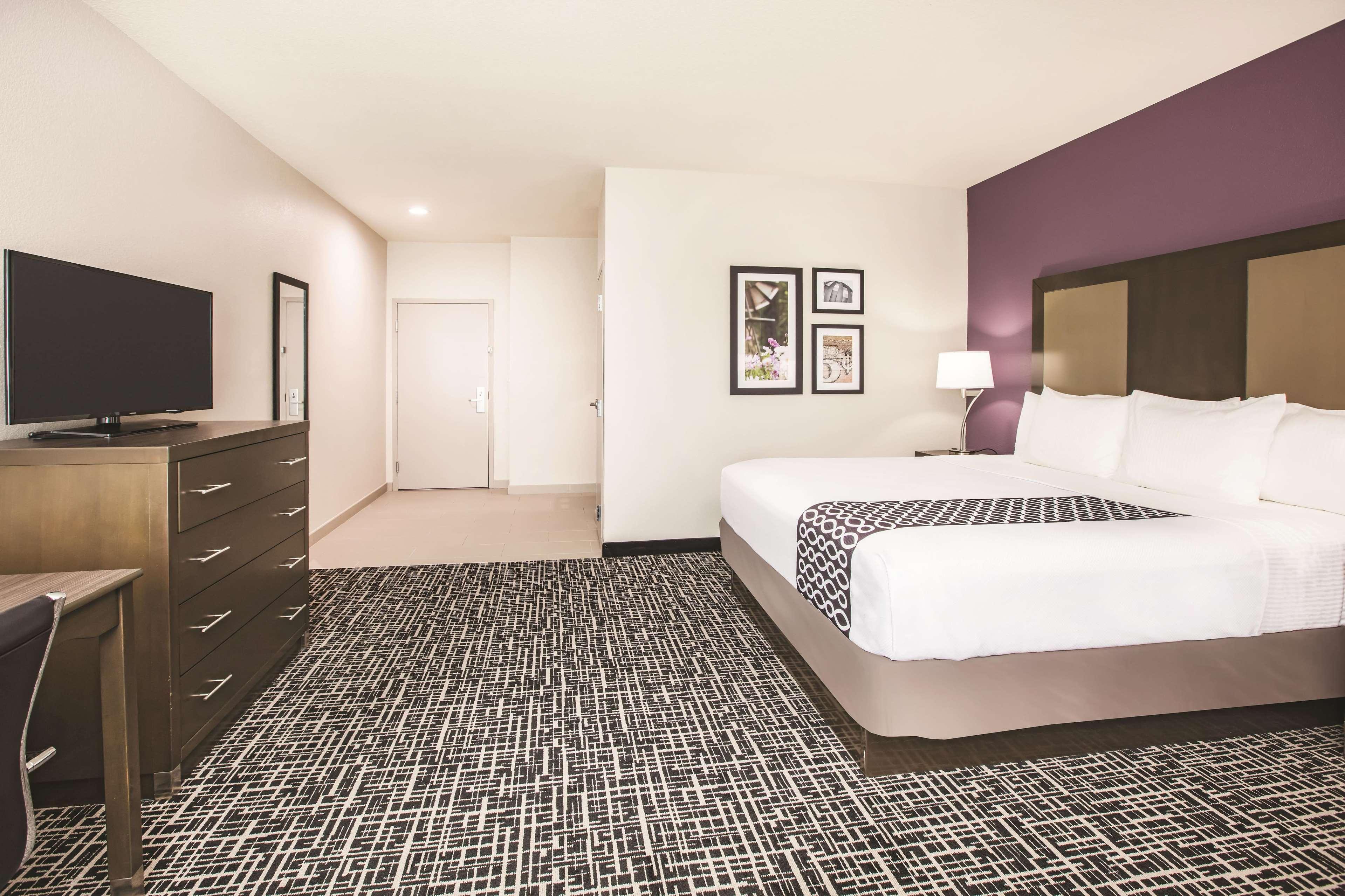 La Quinta By Wyndham Dallas Plano - The Colony Exteriör bild
